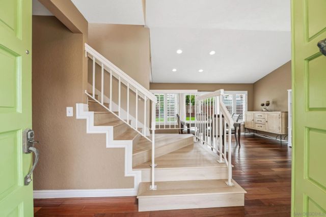 8310 Sedorus St, San Diego, CA 92129