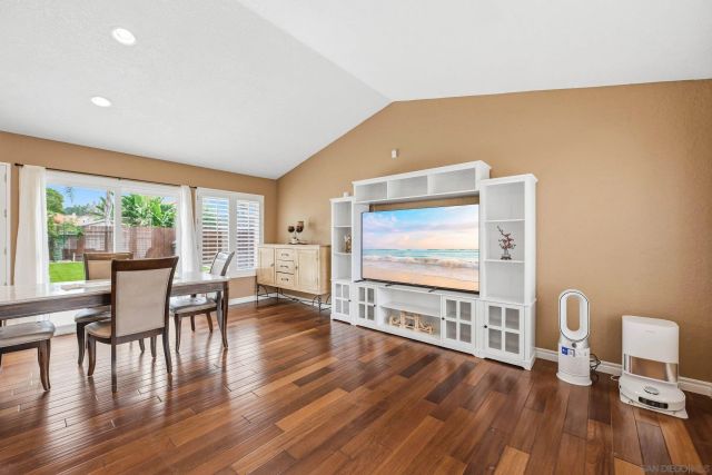 8310 Sedorus St, San Diego, CA 92129