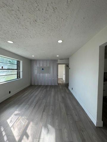 26 Virginia Road, West Park, FL 33023