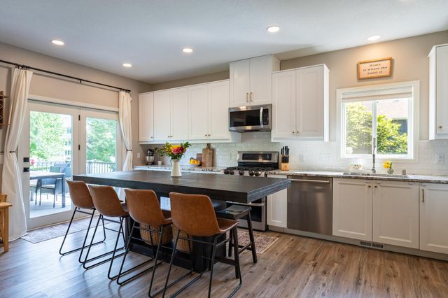 17664 Fieldfare Way, Farmington, MN 55024