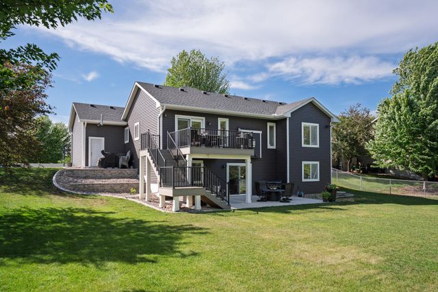 17664 Fieldfare Way, Farmington, MN 55024