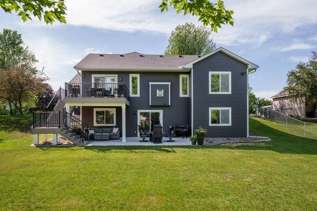 17664 Fieldfare Way, Farmington, MN 55024