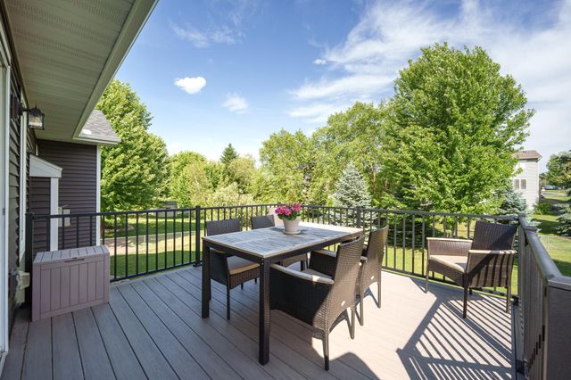 17664 Fieldfare Way, Farmington, MN 55024