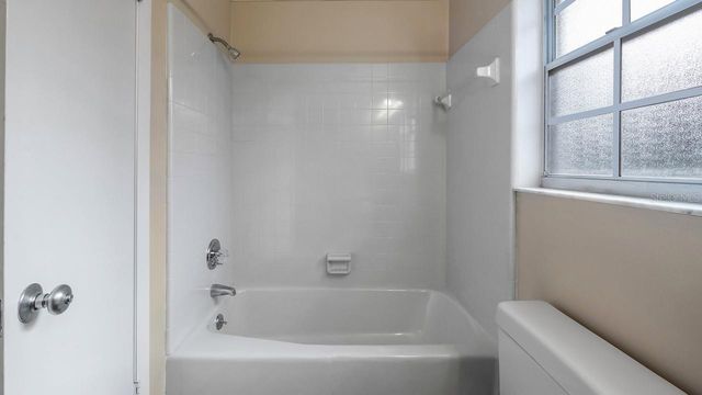 510 N PALM AVENUE, Howey In The Hills, FL 34737