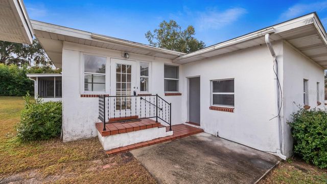 510 N PALM AVENUE, Howey In The Hills, FL 34737