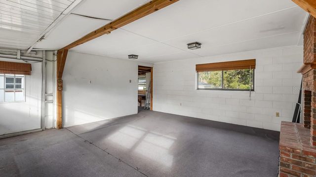 510 N PALM AVENUE, Howey In The Hills, FL 34737