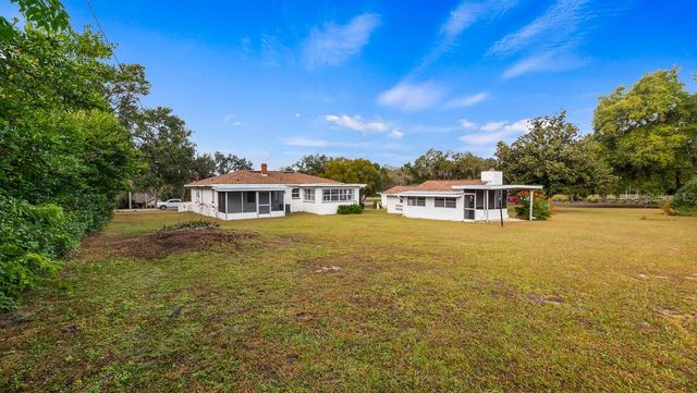 510 N PALM AVENUE, Howey In The Hills, FL 34737