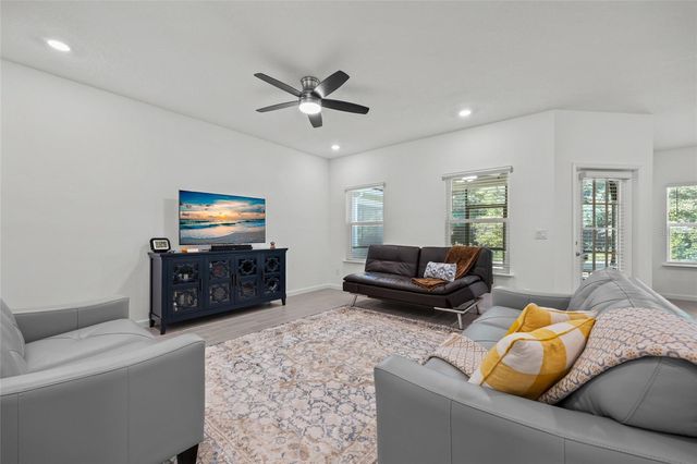 2208 NW 89TH WAY, Gainesville, FL 32606