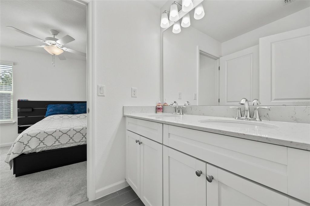 Image 21 of property listing at 2208 NW 89TH WAY, Gainesville, FL 32606