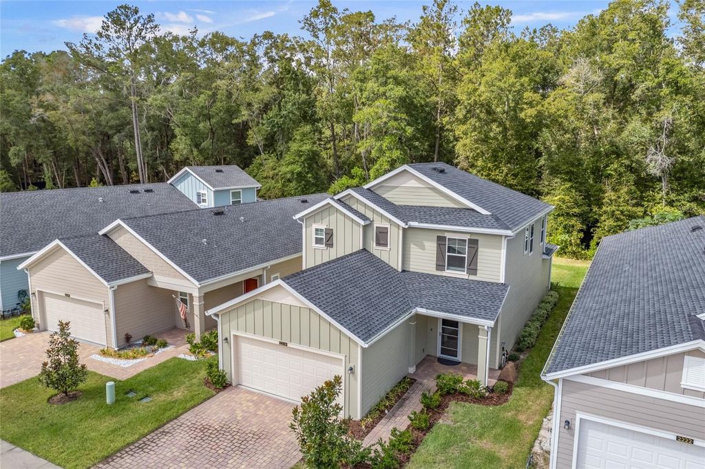 Image 33 of property listing at 2208 NW 89TH WAY, Gainesville, FL 32606