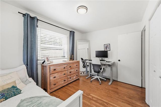 5200 W 57th Street, Roeland Park, KS 66205