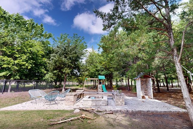 371 S Ring Road, Waxahachie, TX 75165