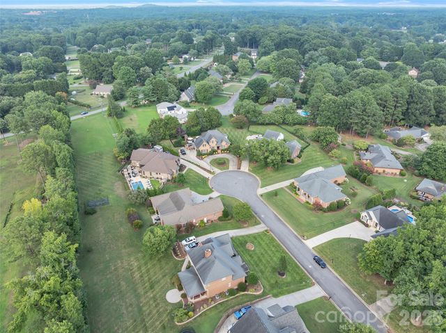 3759 Sand Wedge Drive, Gastonia, NC 28056