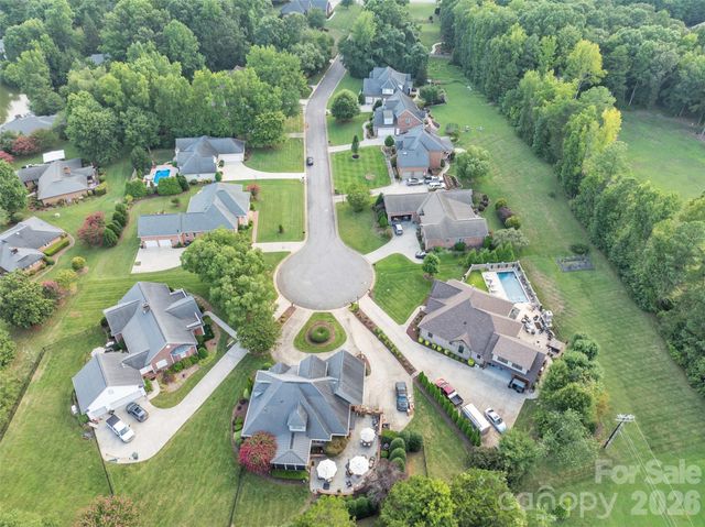 3759 Sand Wedge Drive, Gastonia, NC 28056