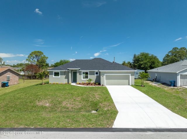 680 Londonderry Circle SE, Palm Bay, FL 32909