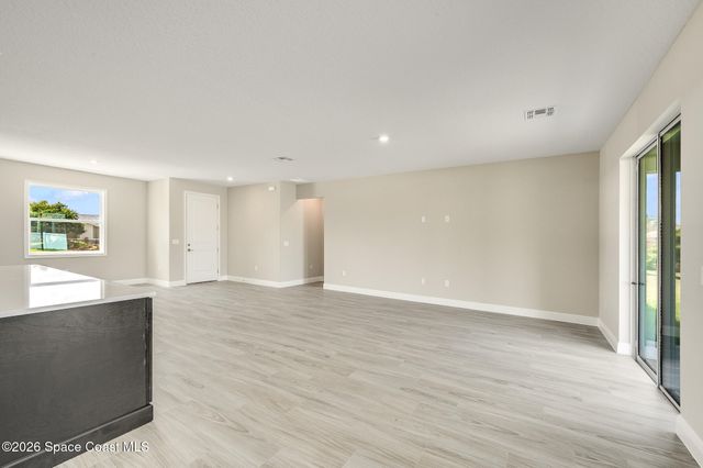 680 Londonderry Circle SE, Palm Bay, FL 32909