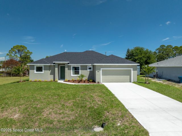 680 Londonderry Circle SE, Palm Bay, FL 32909