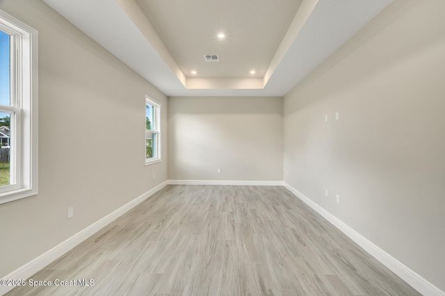 680 Londonderry Circle SE, Palm Bay, FL 32909