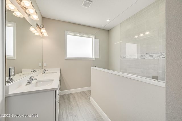 680 Londonderry Circle SE, Palm Bay, FL 32909