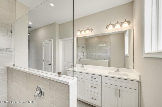 680 Londonderry Circle SE, Palm Bay, FL 32909