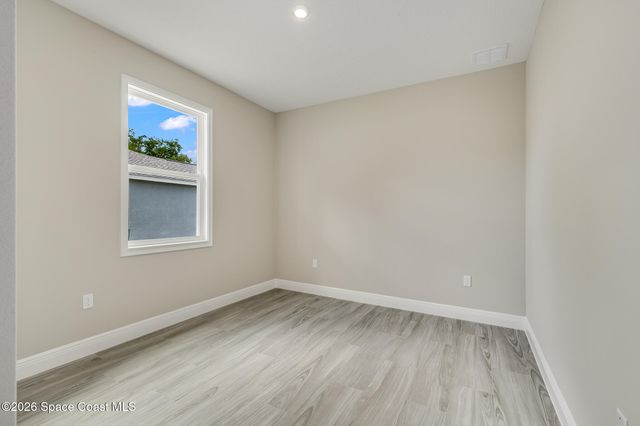 680 Londonderry Circle SE, Palm Bay, FL 32909