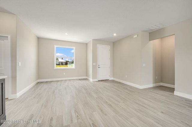 680 Londonderry Circle SE, Palm Bay, FL 32909