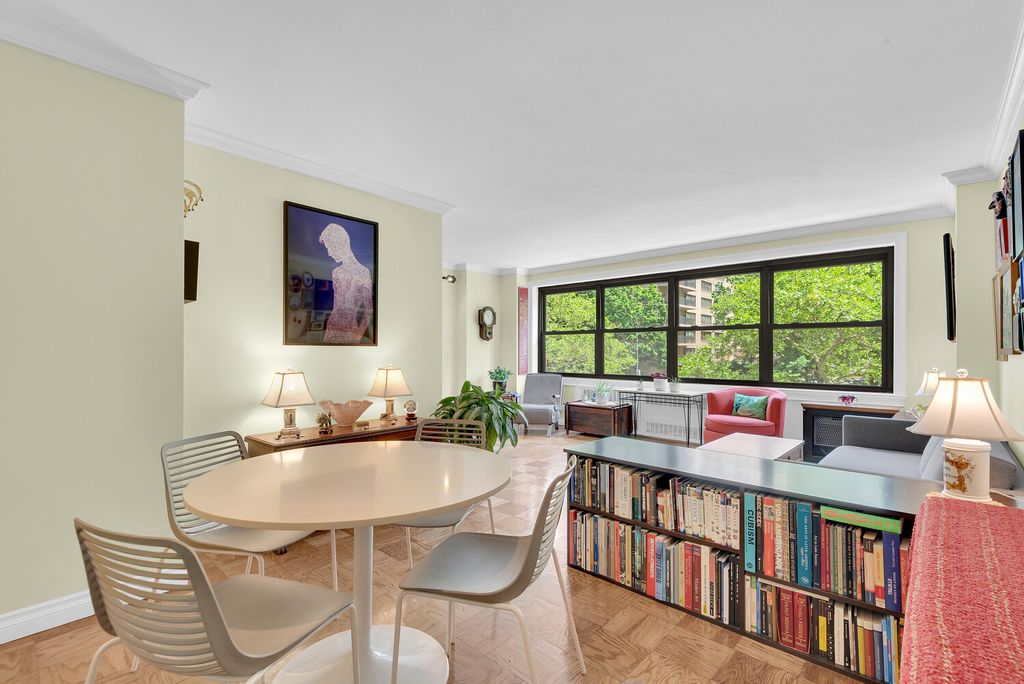 185 W End Ave Apt 3K, New York City, NY 10023
