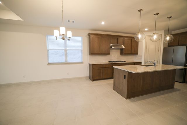 16868 Eastern Red Boulevard, Justin, TX 76247