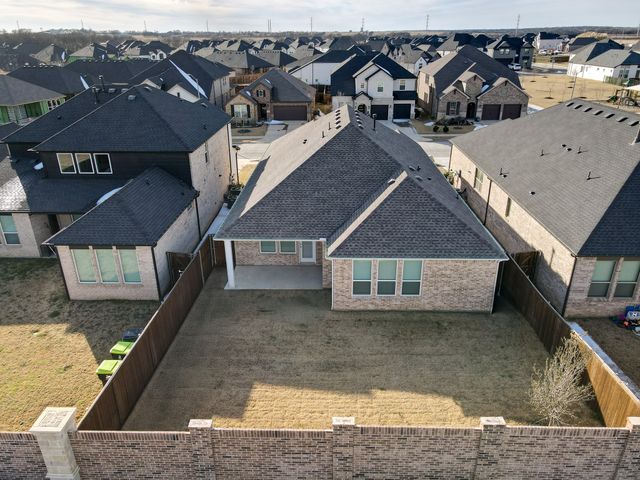 16868 Eastern Red Boulevard, Justin, TX 76247