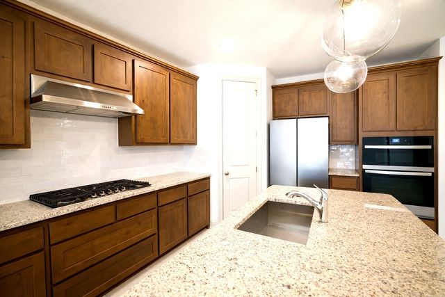 16868 Eastern Red Boulevard, Justin, TX 76247