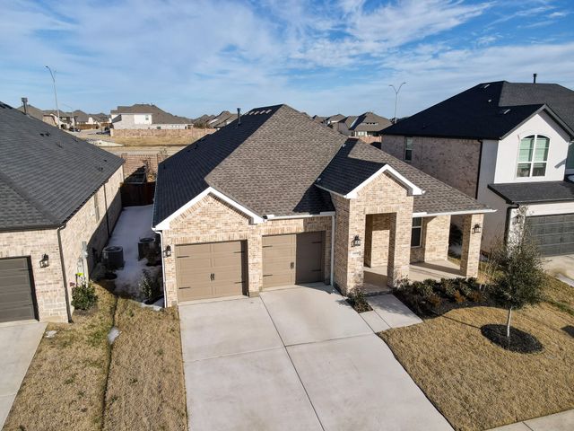 16868 Eastern Red Boulevard, Justin, TX 76247