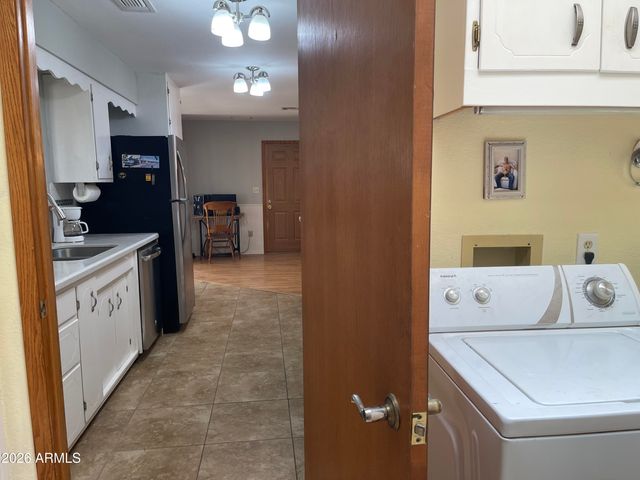 14555 S ACAPULCO Road, Arizona City, AZ 85123