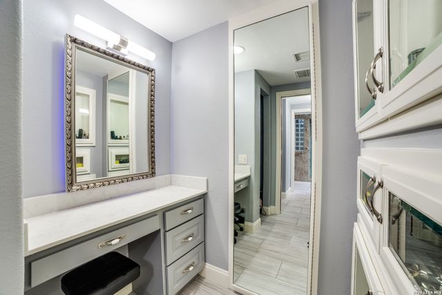 7701 Wurzbach Rd Apt 2303, San Antonio, TX 78229