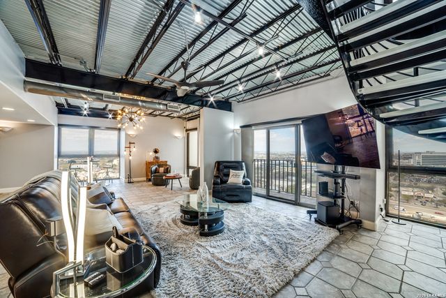 7701 Wurzbach Rd Apt 2303, San Antonio, TX 78229