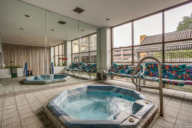 7701 Wurzbach Rd Apt 2303, San Antonio, TX 78229