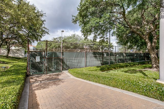 7701 Wurzbach Rd Apt 2303, San Antonio, TX 78229