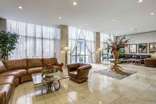 7701 Wurzbach Rd Apt 2303, San Antonio, TX 78229