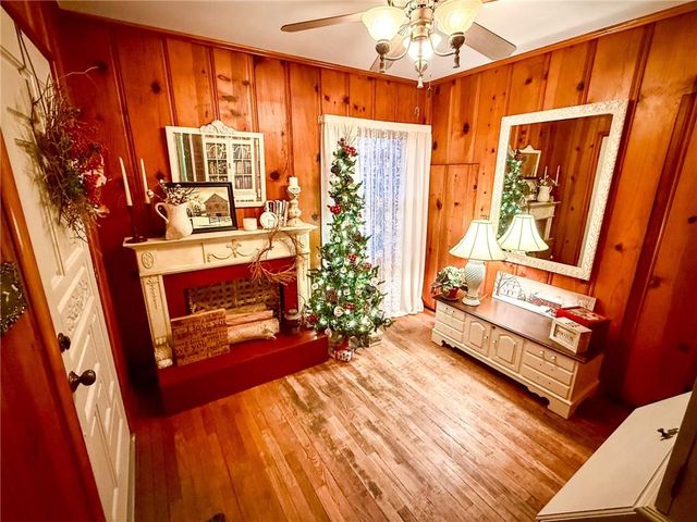 203 E Butler Street, Yates Center, KS 66783