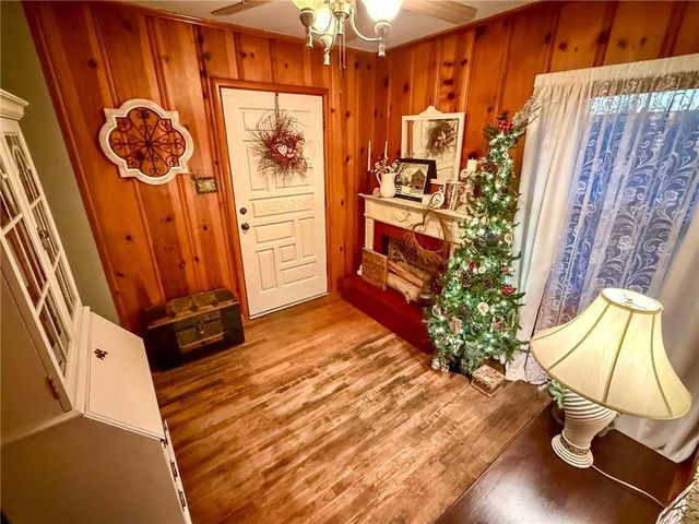 203 E Butler Street, Yates Center, KS 66783