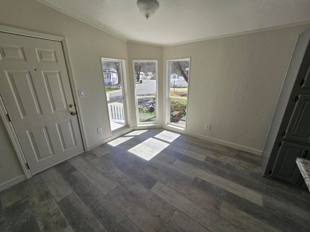 633 E Archwood Drive UNIT 43, Eagle Point, OR 97524