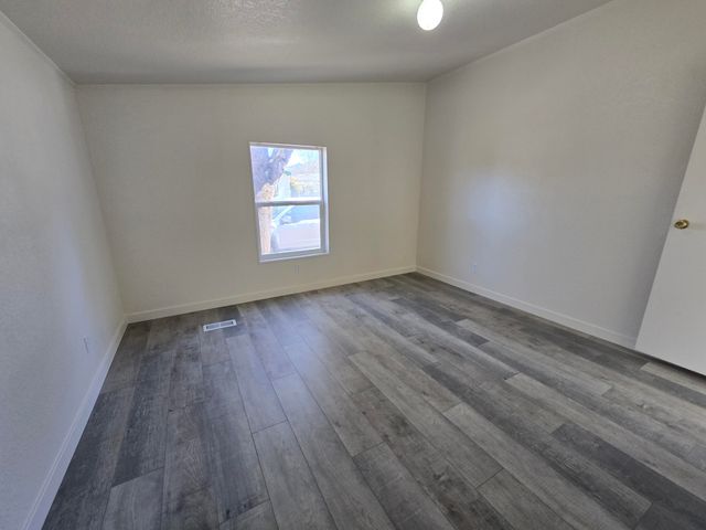 633 E Archwood Drive UNIT 43, Eagle Point, OR 97524