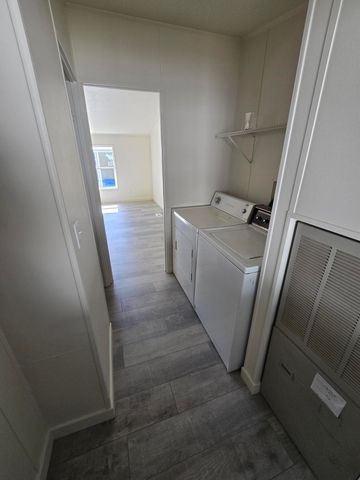 633 E Archwood Drive UNIT 43, Eagle Point, OR 97524