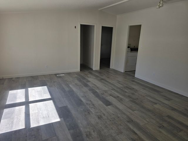 633 E Archwood Drive UNIT 43, Eagle Point, OR 97524