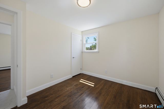 8 Cedar Drive, North Stonington, CT 06359