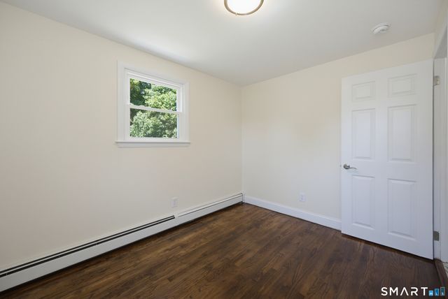 8 Cedar Drive, North Stonington, CT 06359