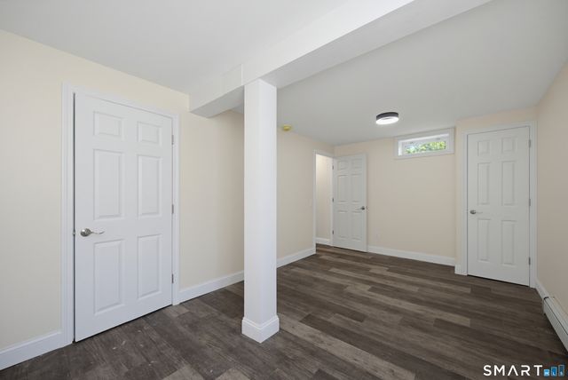 8 Cedar Drive, North Stonington, CT 06359