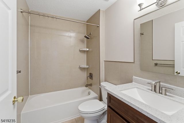 78 Wildflower Ln, Morris Twp., NJ 07960