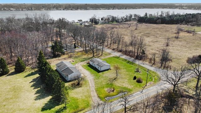 21502 26 Mile Road, Olivet, MI 49076