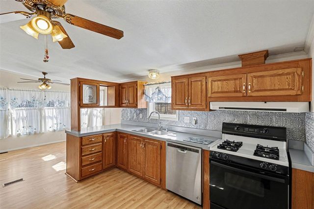 21502 26 Mile Road, Olivet, MI 49076