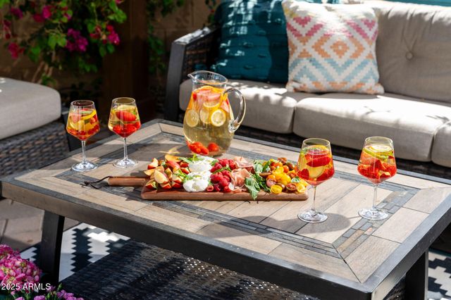 19699 E APRICOT Lane, Queen Creek, AZ 85142